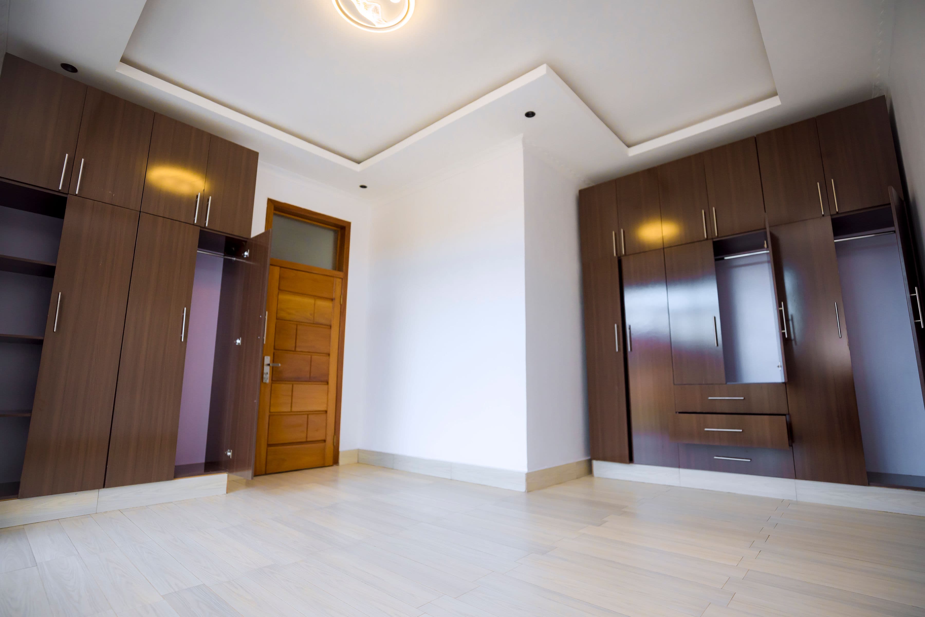 Modern 6 Bedroom, 6 Bathroom Apartment for Sale – Kimihurura - photo 4