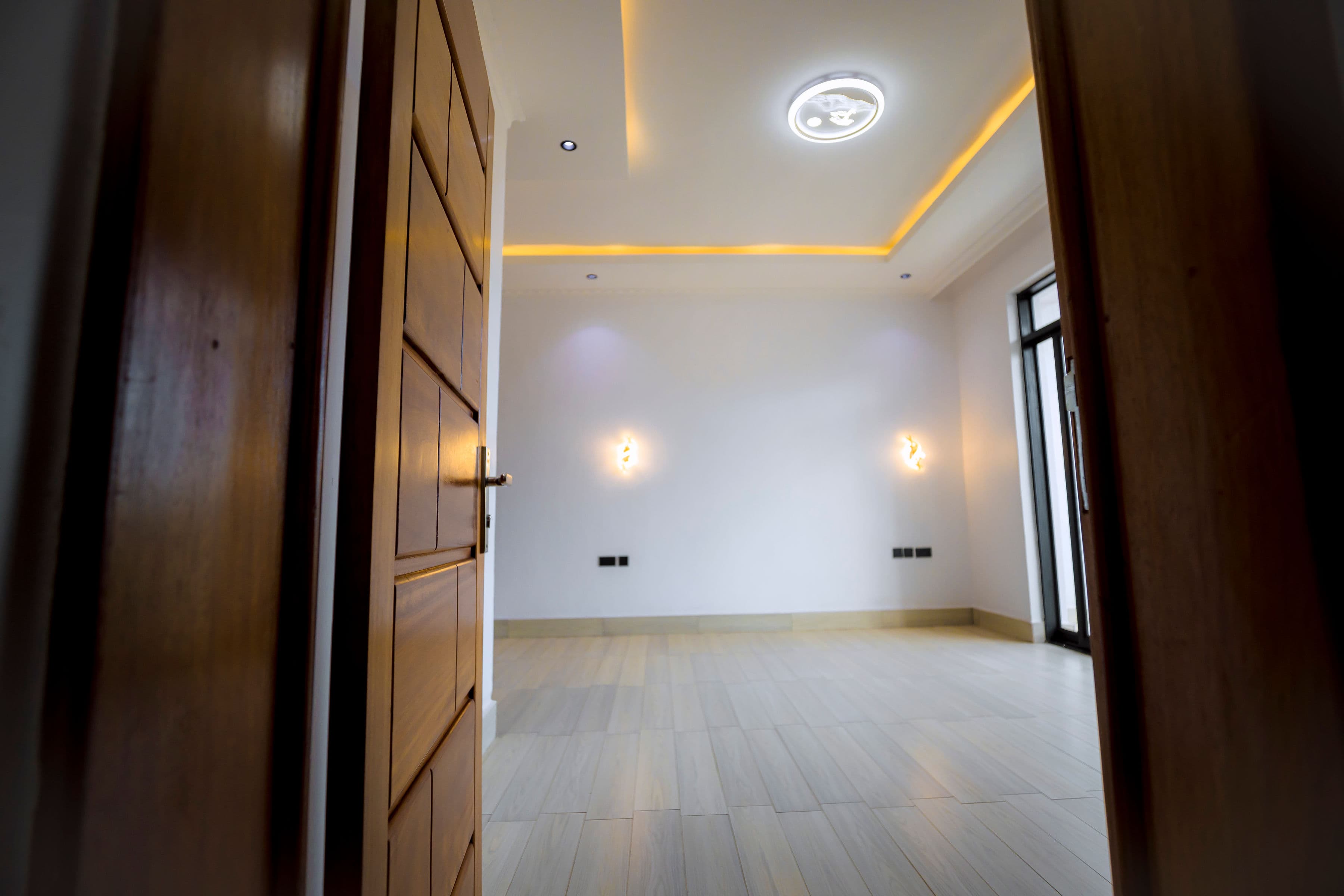 Luxury 6 Bedroom Apartment with Private Balconies – Near Convention Center, Kimihurura - photo 3