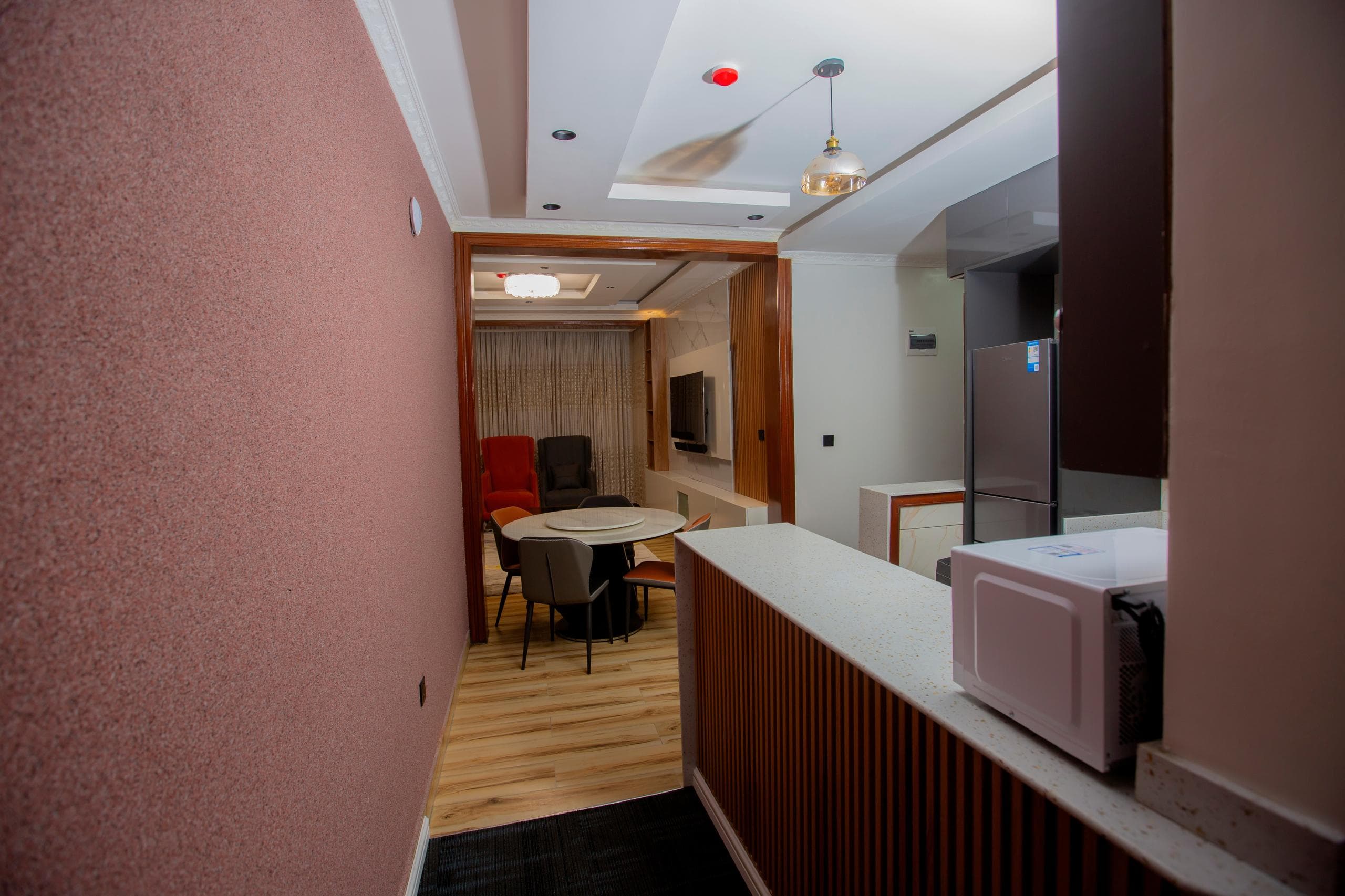 Modern Apartment with City landscape View - photo 5