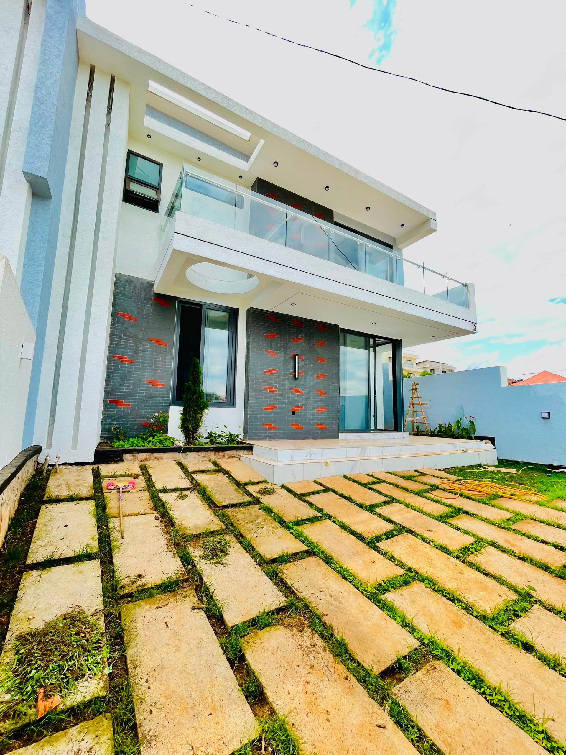 Good house for Rent 700$ unfurnished house 📍 kicukiro kagarama muyange - photo 4